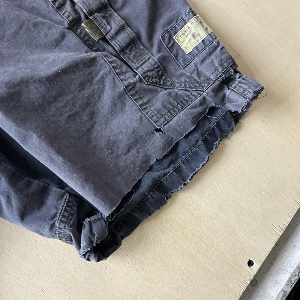 Vintage Y2K American Eagle Cargo Shorts Mens 33 Blue‎ Canvas Distressed